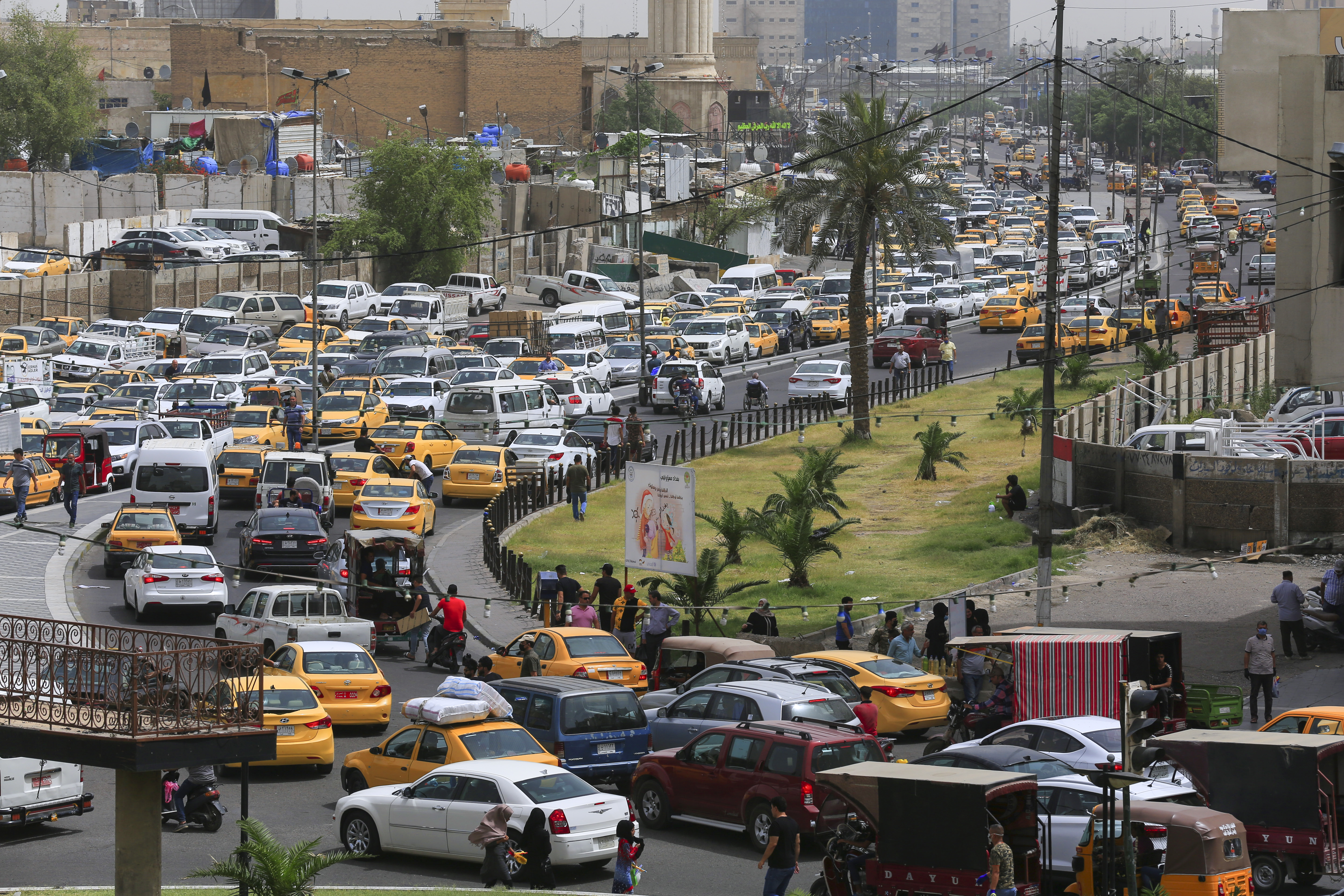 طقس العراق: درجات الحرارة تستمر بالارتفاع في الوسط والجنوب