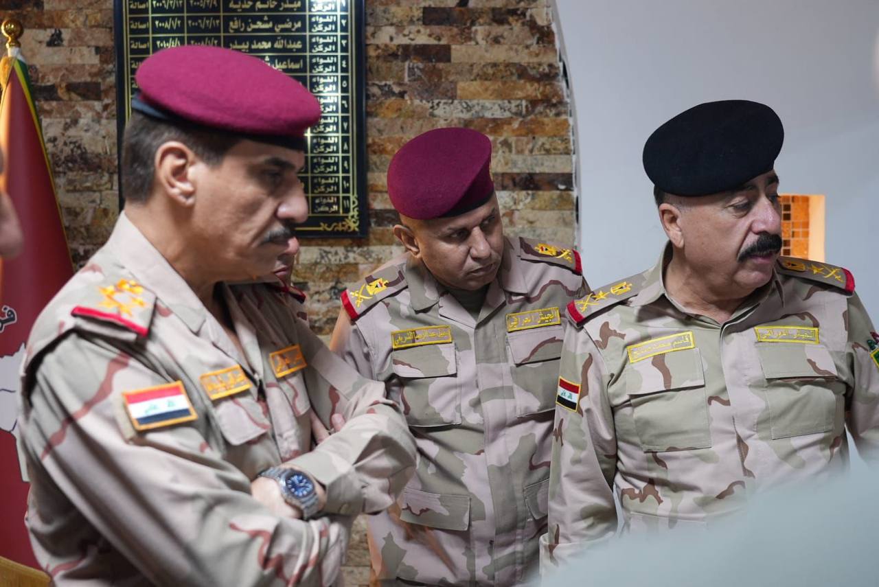 بعد تهديد إسرائيل .. رئيس أركان الجيش يستطلع الشريط الحدودي غربي العراق