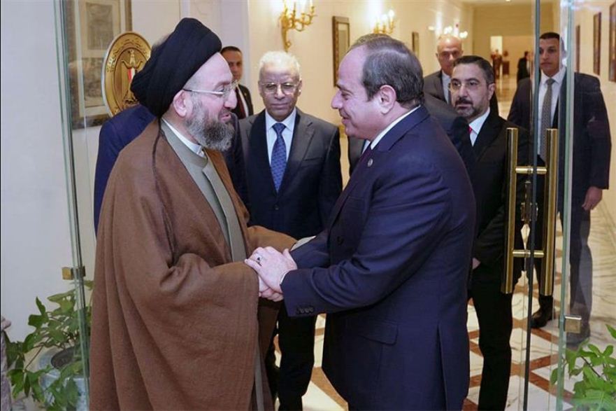 الحكيم والسيسي يرفضان مخطّطات تهجير سكان غزة