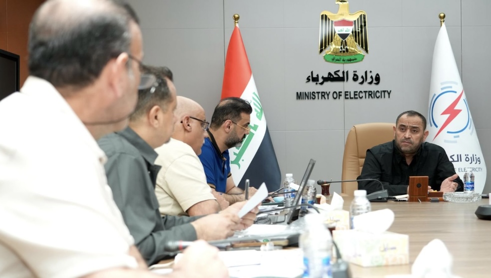 وزير الكهرباء يوعز  بالتواجد الميداني  لمتابعة تنفيذ حملة فك الاختناقات في بغداد