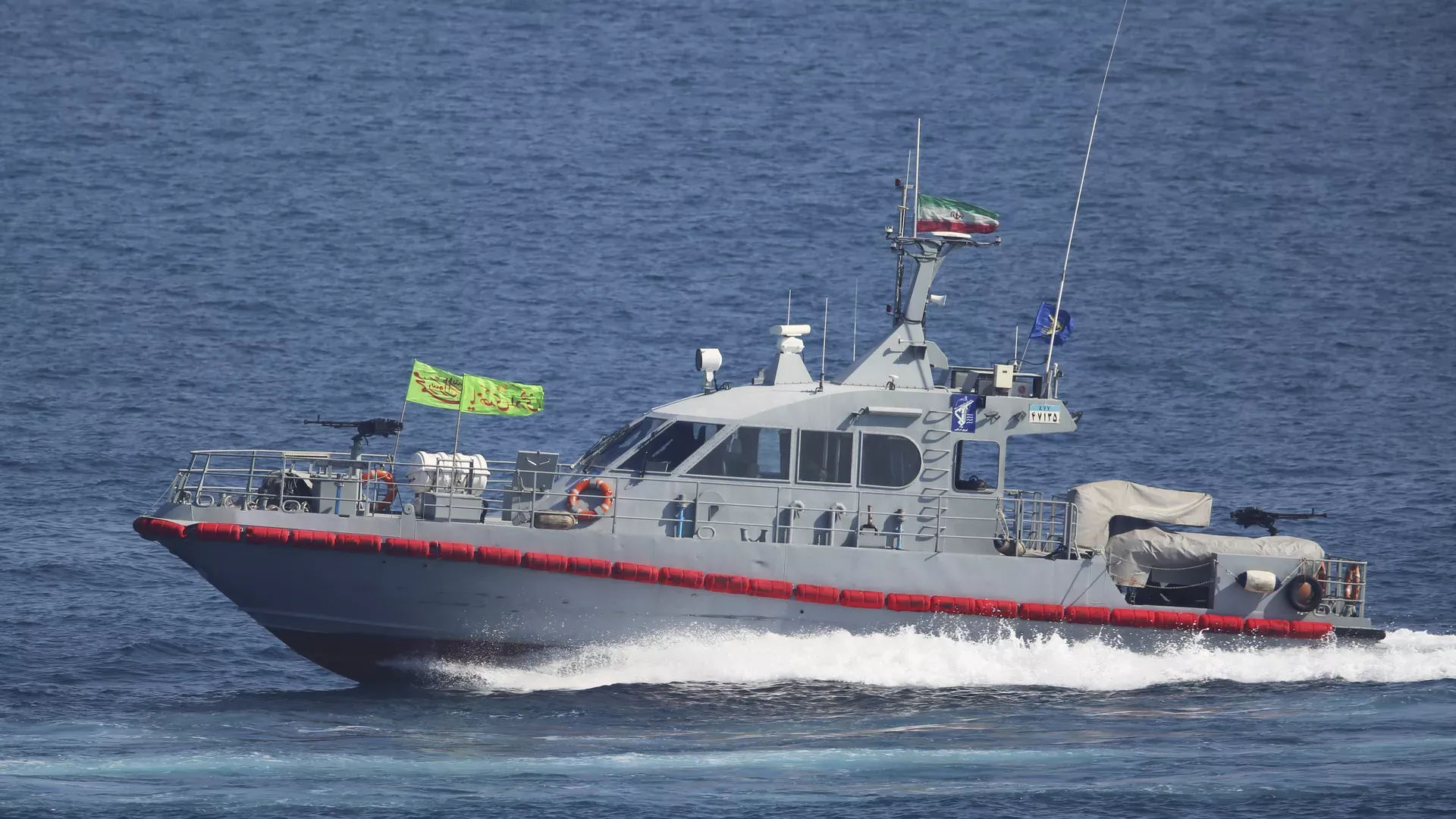 طهران تسخر من ترامب: "فقدنا مفاتيح مضيق هرمز"